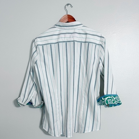 Robert Graham Printed Shirt - fits like more of a Large - Picture 4 of 4